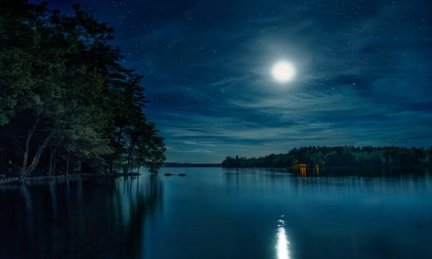 La photo du jour : Moonlit Night on Annabessacook